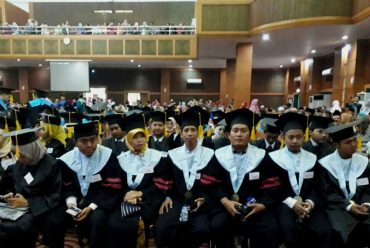 Hari Pertama Wisuda: 11 Nama Keluar Sebagai Lulusan Terbaik